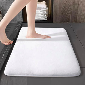 Ultra Absorbent and Non-Slip Bath Mat – Coral Velvet Comfort for Bathroom and Entryway